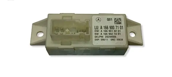Mercedes-Benz C W204 Light module LCM 1669007101