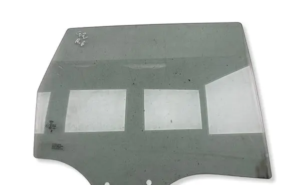 Audi Q2 - Rear door window glass 43R000369 E000137