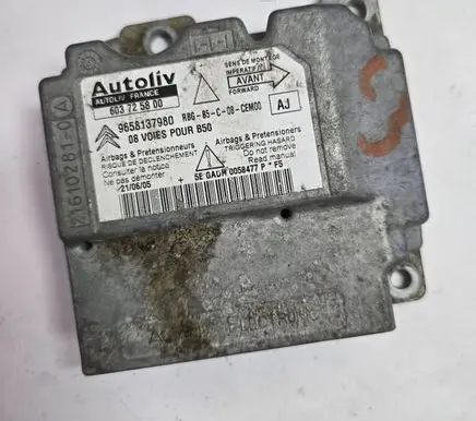 Citroen C4 I Airbag control unit/module 9658137980 603725800