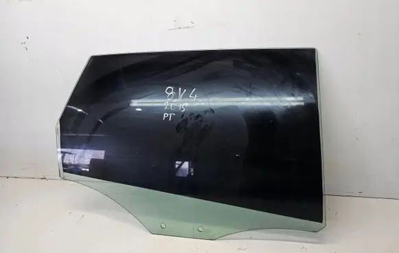 Audi A3 S3 A3 Sportback 8P Sliding door window/glass 