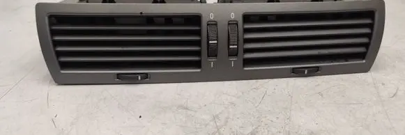 BMW 7 E65 E66 Dash center air vent grill 69112039