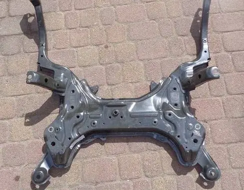 Toyota Yaris Front subframe PK18050