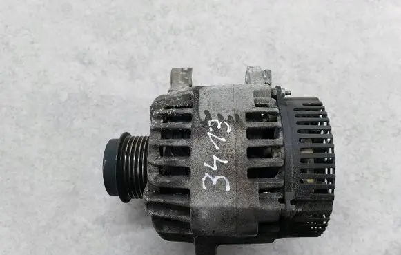Toyota Auris 150 Generator/alternator 27060-0T010