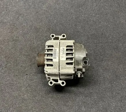 BMW 5 F10 F11 Generator/alternator 7603779 7603782 736749
