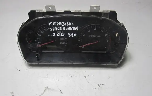 Mitsubishi Space Runner Speedometer (instrument cluster) MR381545