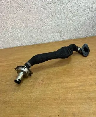 Land Rover Discovery 5 EGR valve line/pipe/hose G4D38F468EA 1785