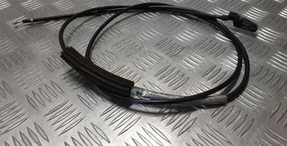 Engine bonnet/hood lock release cable