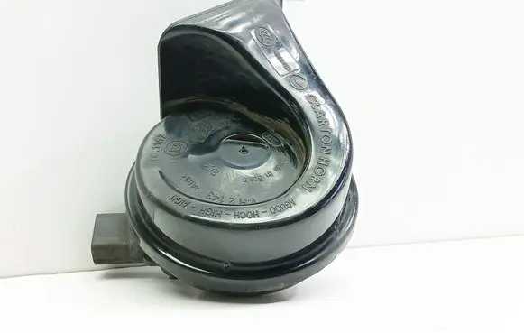 BMW 5 F10 F11 Horn signal 703881157 024148