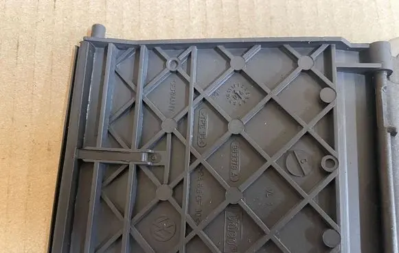 Volkswagen Golf V Other interior part 983096P 1K0819025D 983378A