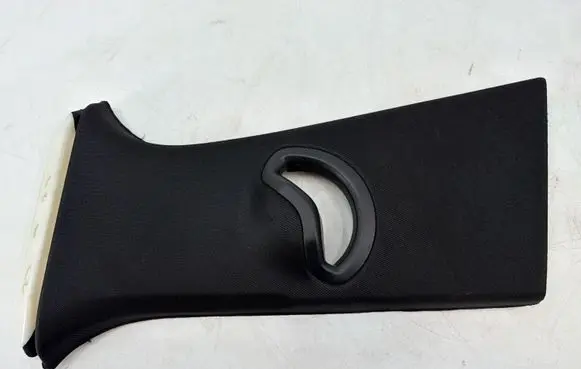 BMW 3 G20 G21 (B) pillar trim (top) 31102019