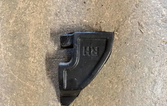 Fiat Tipo Fender foam support/seal 