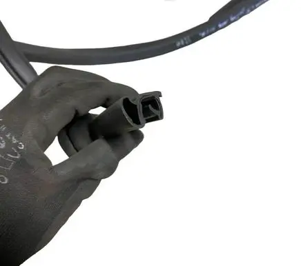 Nissan Murano Z52 Rear door rubber seal (on body) 