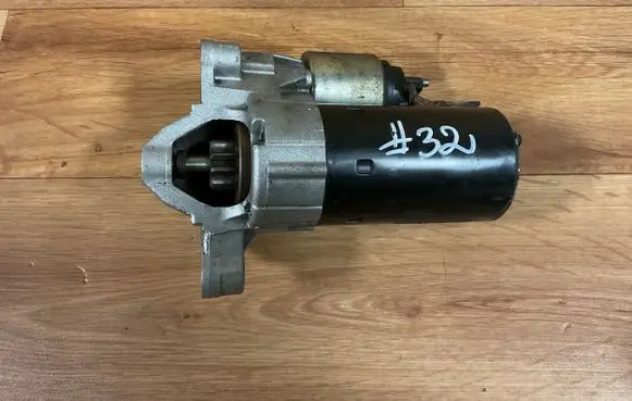 Citroen C4 I Starter motor 1006209812