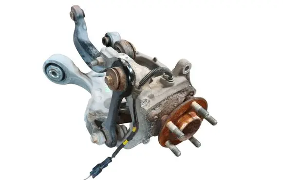 Rear wheel hub spindle/knuckle