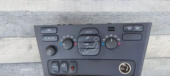 Volkswagen Golf IV Climate control unit 1J0907655A