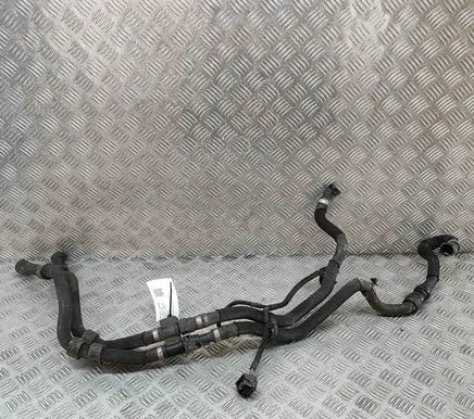 Engine coolant pipe/hose