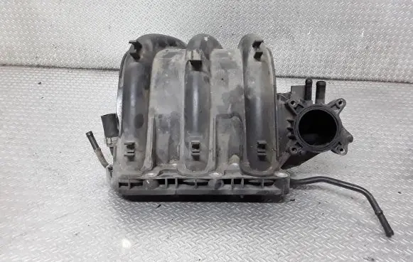 Skoda Fabia Mk2 (5J) Intake manifold 03D129766L