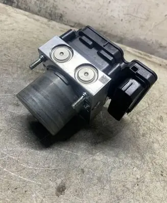 Peugeot 308 ABS Pump 9846767680