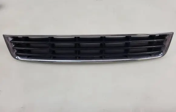 Audi A8 S8 D3 4E Front bumper lower grill 4E0807953 4E0807683A