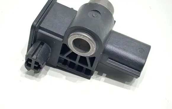 Renault Clio V Airbag deployment crash/impact sensor 988305FL0A