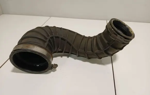 Volvo XC90 Air intake hose/pipe 08634143