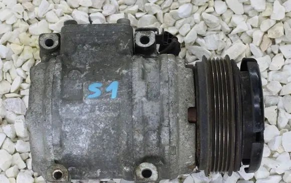 Mitsubishi Space Wagon Air conditioning (A/C) compressor (pump) 4473008201