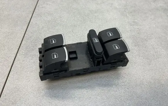 Volkswagen PASSAT CC Electric window control switch 5K4959857