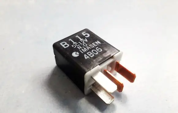 Mazda 3 I Other relay B115DC12V 4B06