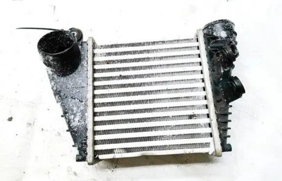 Skoda Octavia Mk1 (1U) Intercooler radiator