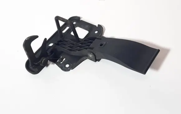 Audi A4 S4 B8 8K Engine bonnet/hood lock/latch loop/hook 8T0823480