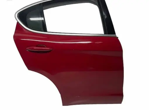 Alfa Romeo Stelvio Rear door 