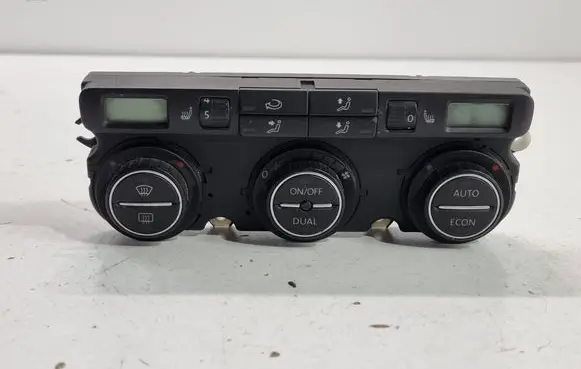 Volkswagen PASSAT B6 Climate control unit