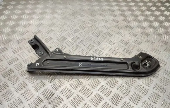 Skoda Octavia Mk4 Headlight/headlamp mounting bracket 5E3806929B