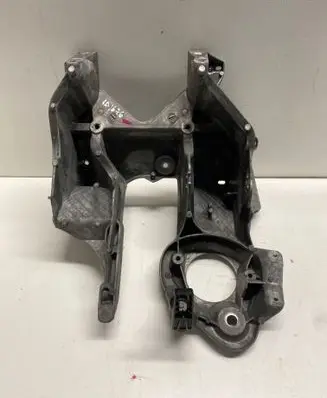 Volvo S90, V90 Brake pedal bracket assembly 31393049