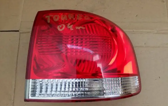 Volkswagen Touareg I Rear/tail lights 28258002