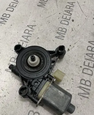 Volkswagen Golf VII Front door window regulator motor 5Q0959802A