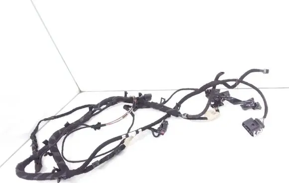 Volkswagen Touran I Tailgate/trunk wiring harness 1T0971147A 1T0971148