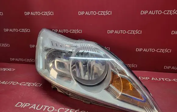 Ford Focus Headlight/headlamp 8M5113100AE