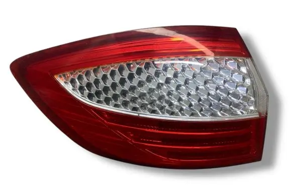 Rear/tail lights