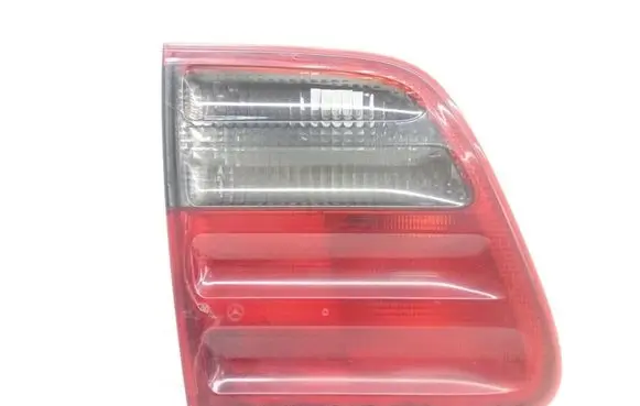 Mercedes-Benz E W210 Tailgate rear/tail lights A2108207364