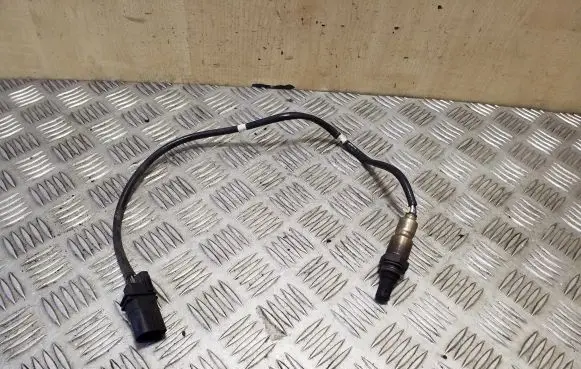 Skoda Superb B8 (3V) Lambda probe sensor 04L906262A