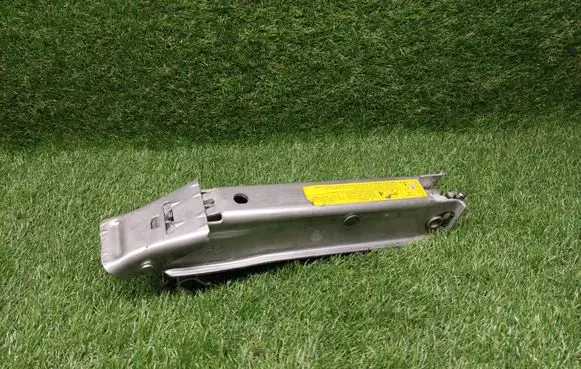 Audi A4 S4 B7 8E 8H Lift Jack 8E0011031N
