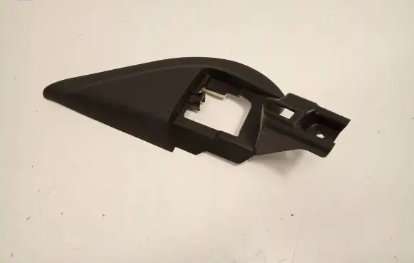 Peugeot 308 Other front door trim element M47155