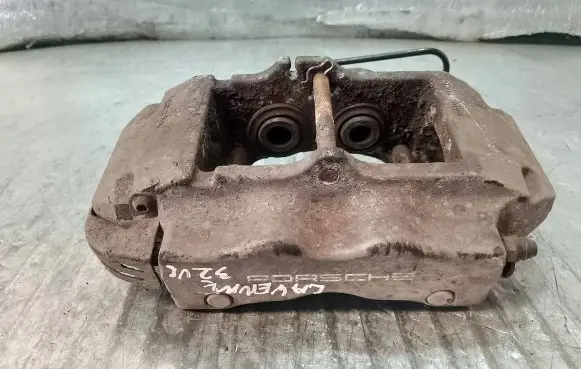 Porsche Cayenne (9PA) Rear brake caliper