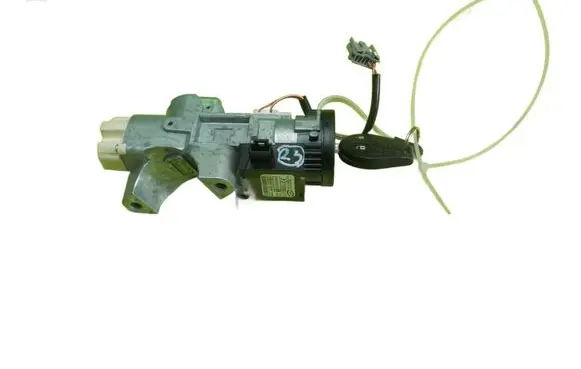 Nissan Juke I F15 Ignition lock 