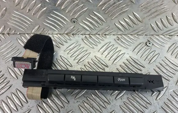 BMW 1 E81 E87 A set of switches 6970921