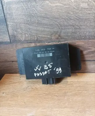 Volkswagen PASSAT B5 Comfort/convenience module