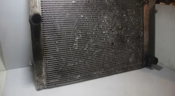 BMW 7 E65 E66 Coolant radiator