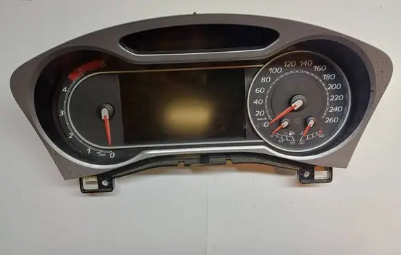 Speedometer (instrument cluster)