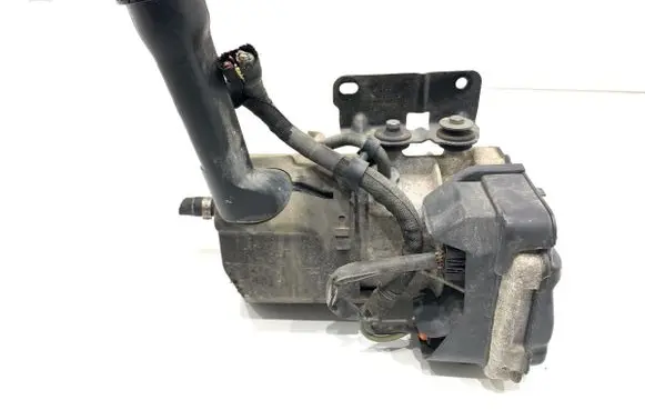 Peugeot 308 Power steering pump 9684979180